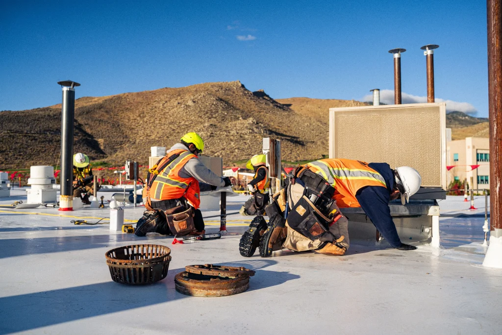 Kodiak workers on Carson Tahoe Project